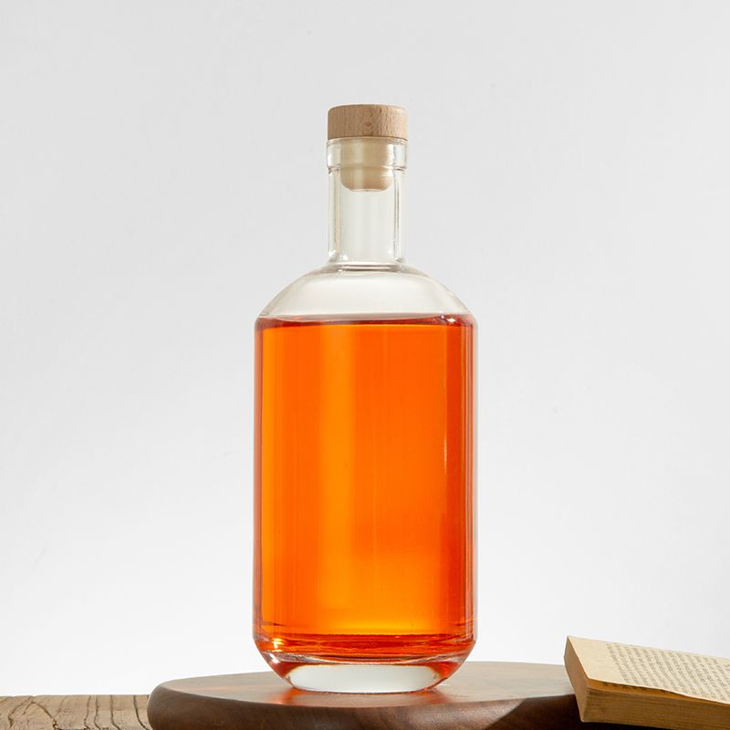 Wholesale Custom Empty 75cl Moonea Glass Liquor Bottle with Cork