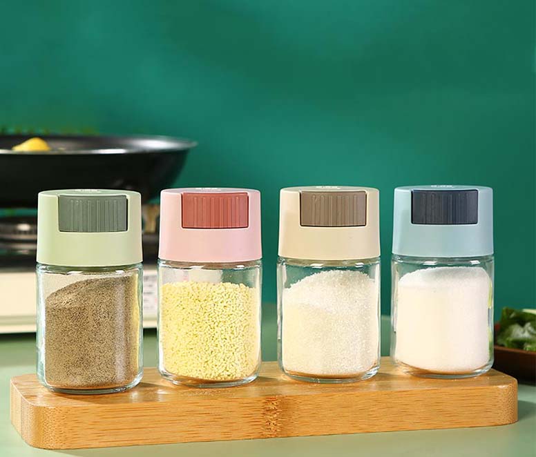 100ml Salt Pepper 0.5g Ration Glass Shaker Kitchen Spice Container