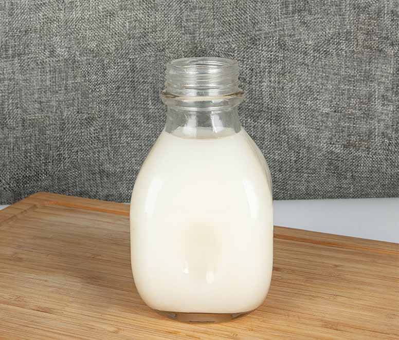 Wholesale Clear Empty 500ml Milk Glass Bottles