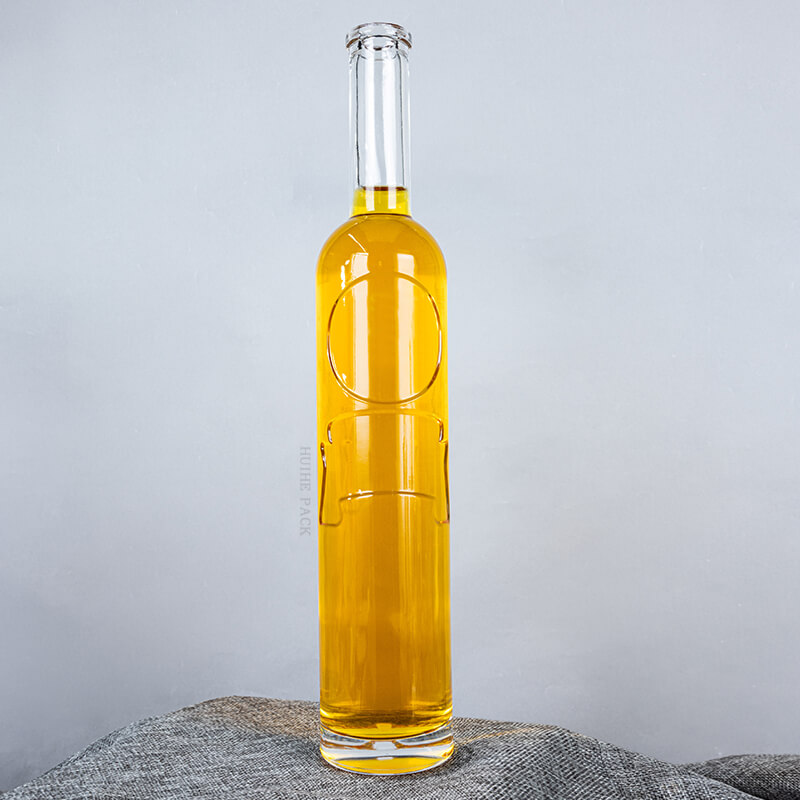 Hot Sale Wholesale Innovative 800ml Glass Vodka Bottle