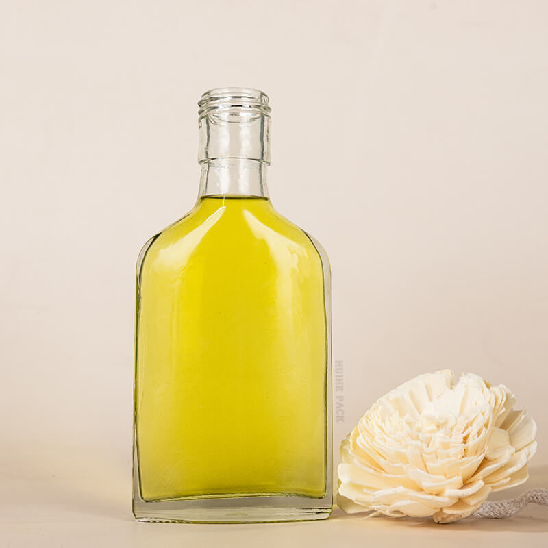 135ml Flask Glass Beverage Bottle with Screw Lid 135ml Flask Glass Beverage Bottle with Screw Lid