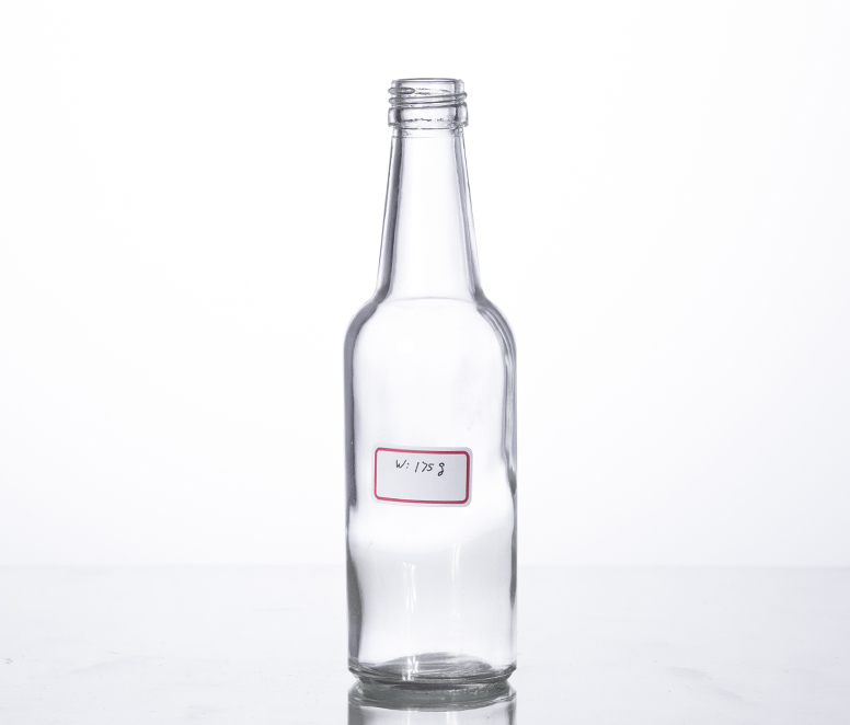 300ml Spicy Chili Sauce glass bottle