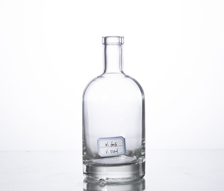 500ml corked glass alcohol bottle