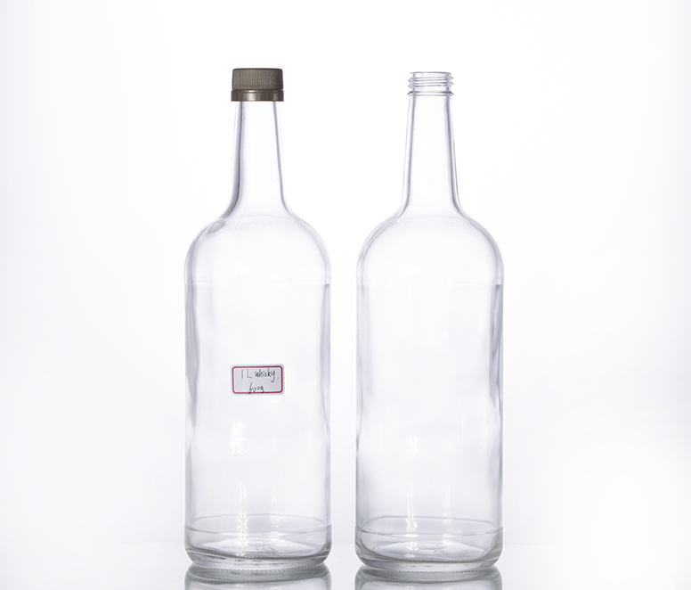 1L round glass whisky bottle with screw cap
