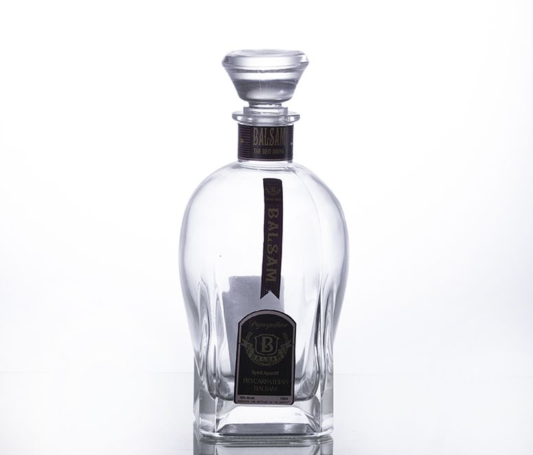 750ML crystal wine and spirit bottle with crystal cap