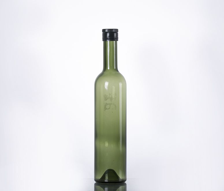 500ML green color whisky bottle with screw cap